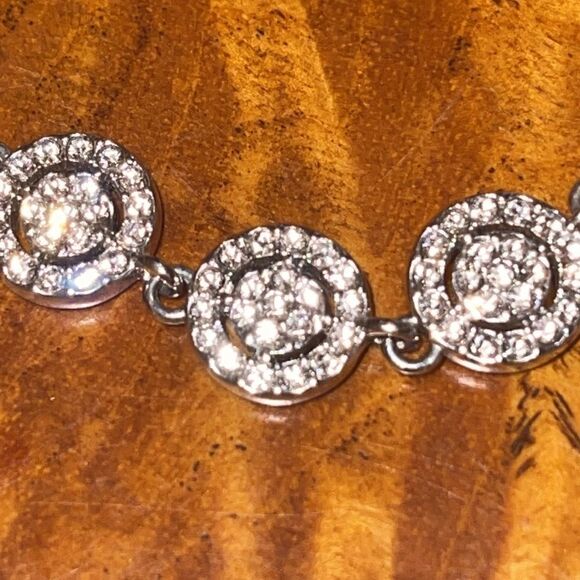 NWOT Halo slider rhodium plated bracelet - Picture 2 of 3